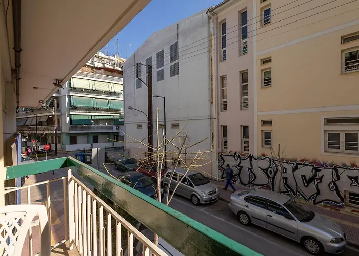 Larissa Central Studio *